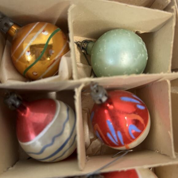 Set of 24 Vintage Mercury Glass Christmas Tree Ornaments Poland 1950s Original - Picture 10 of 16